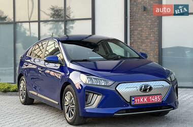 Лифтбек Hyundai Ioniq 2020 в 