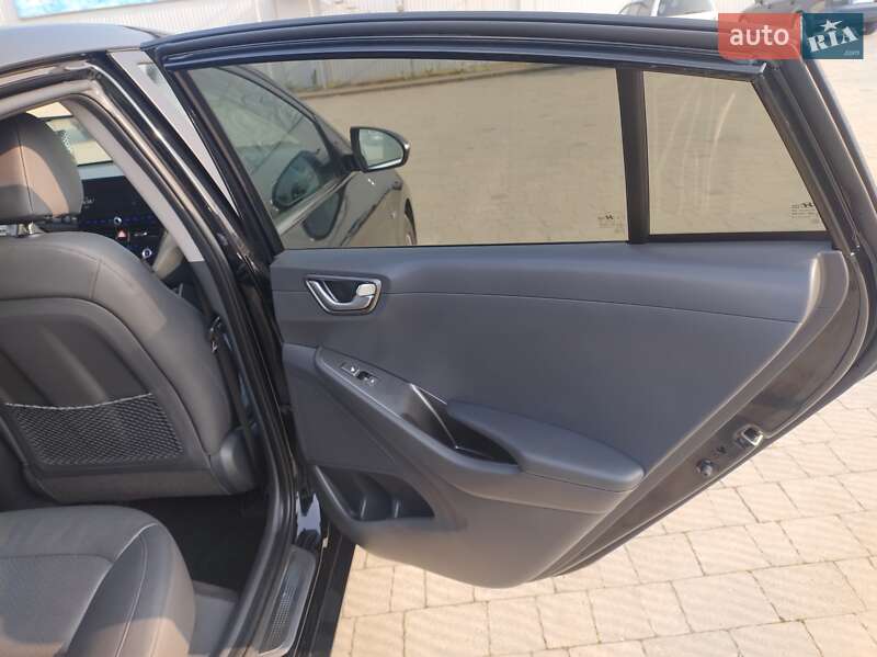 Ліфтбек Hyundai Ioniq 2019 в Володимирі