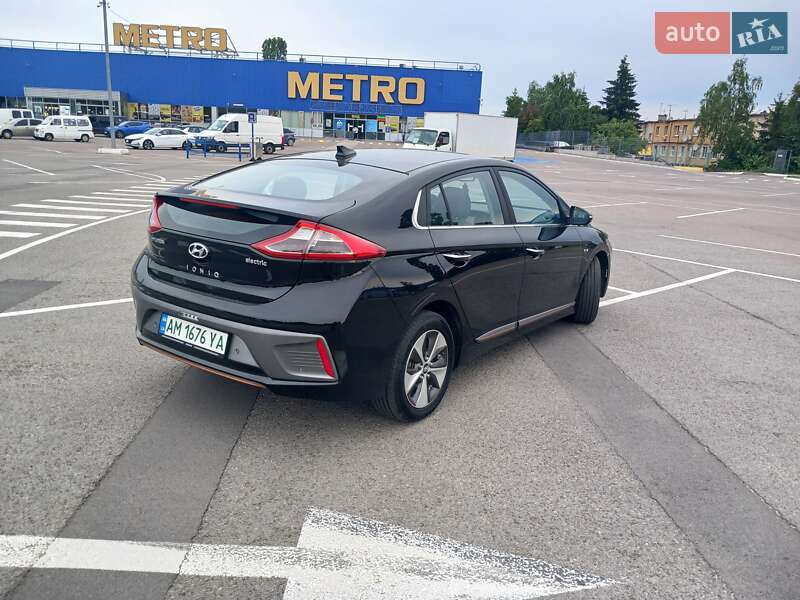 Хетчбек Hyundai Ioniq 2018 в Житомирі