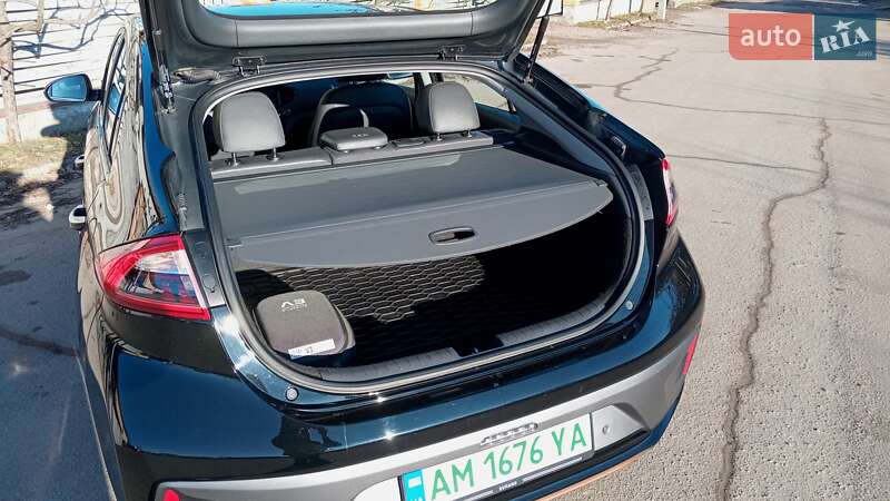 Хетчбек Hyundai Ioniq 2018 в Житомирі