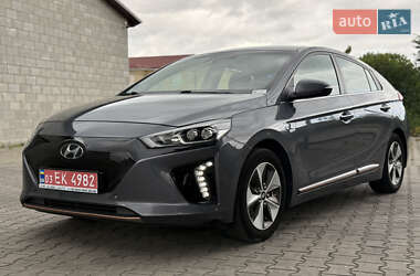 Лифтбек Hyundai Ioniq 2019 в 