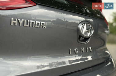 Лифтбек Hyundai Ioniq 2019 в 