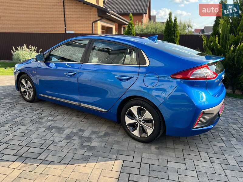 Хэтчбек Hyundai Ioniq 2016 в Виннице