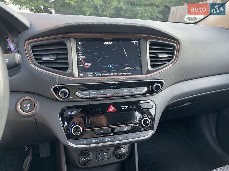 Ліфтбек Hyundai Ioniq 2019 в Луцьку