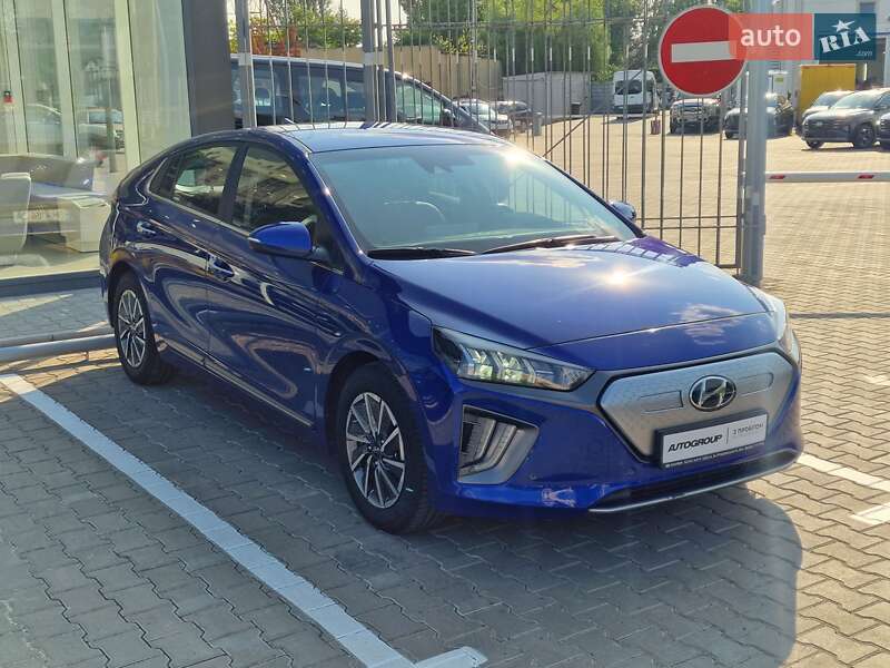 Hyundai Ioniq 2021