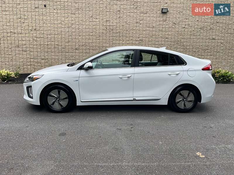 Ліфтбек Hyundai Ioniq 2020 в Вінниці