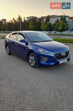 Лифтбек Hyundai Ioniq 2020 в 
