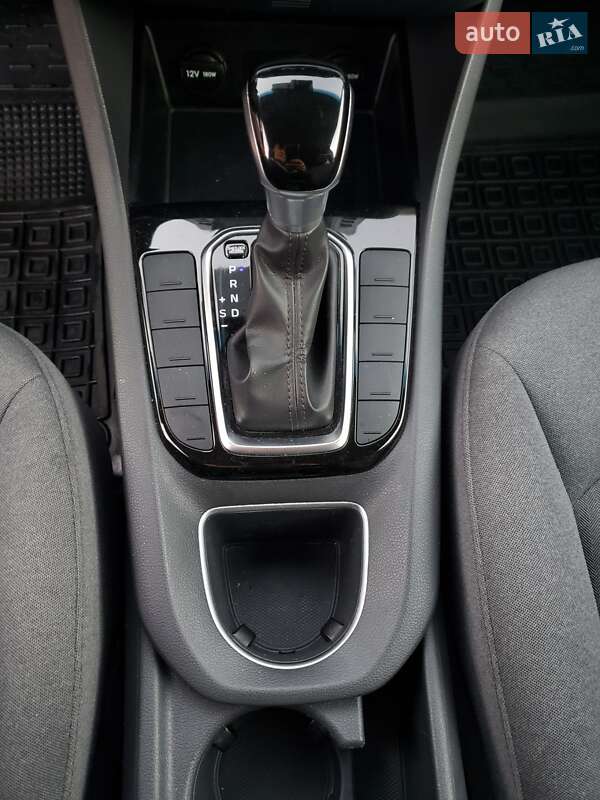 Ліфтбек Hyundai Ioniq 2020 в Коломиї