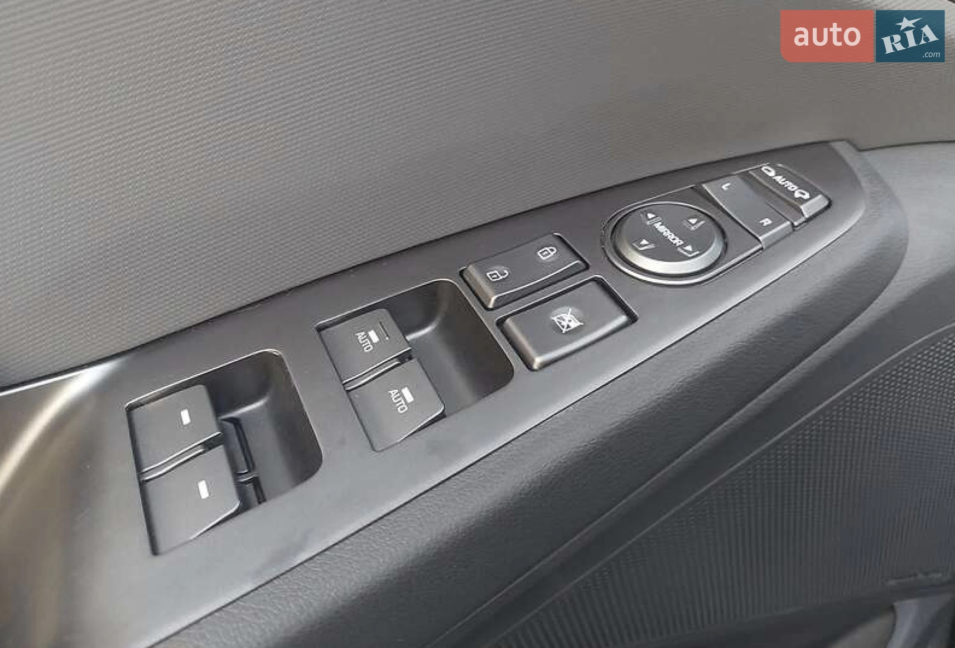 2020 Hyundai IONIQ - мініатюра 25