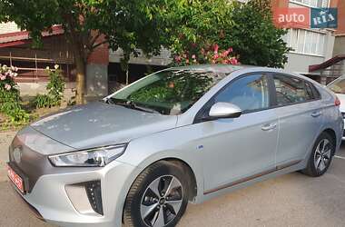 Хэтчбек Hyundai Ioniq 2017 в Луцке