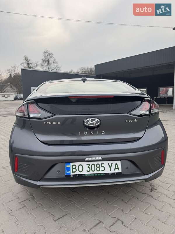 Хетчбек Hyundai Ioniq 2019 в Бучачі