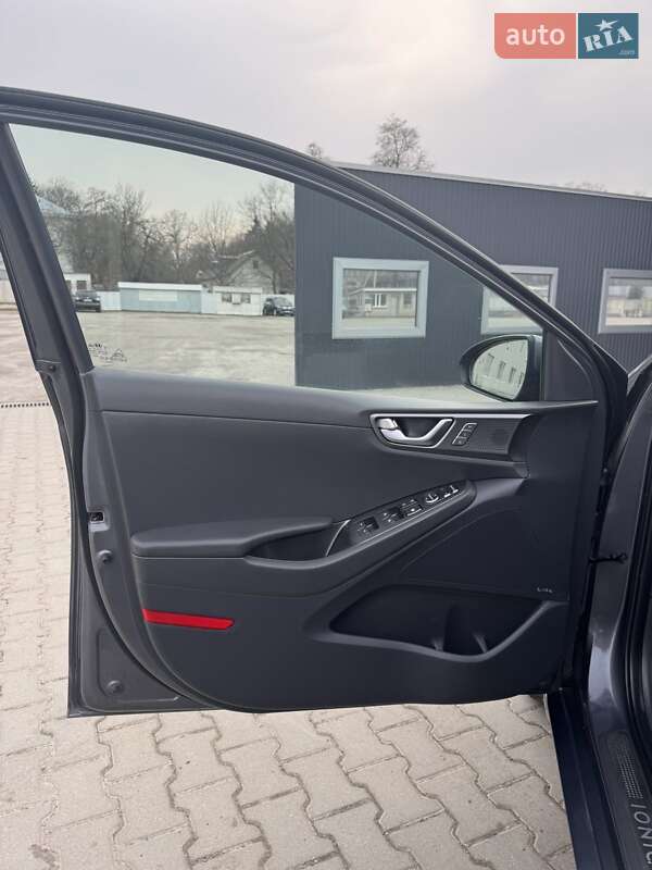 Хетчбек Hyundai Ioniq 2019 в Бучачі