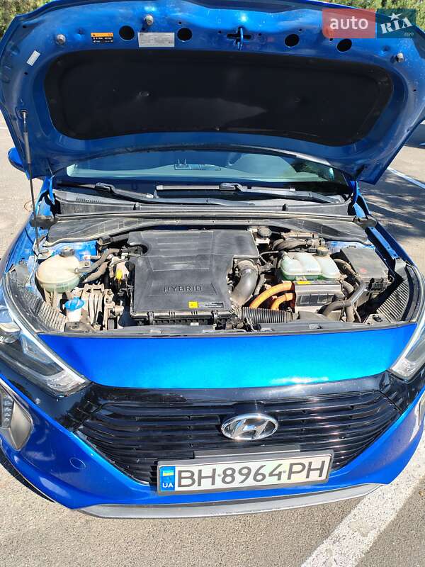 Хэтчбек Hyundai Ioniq 2017 в Одессе