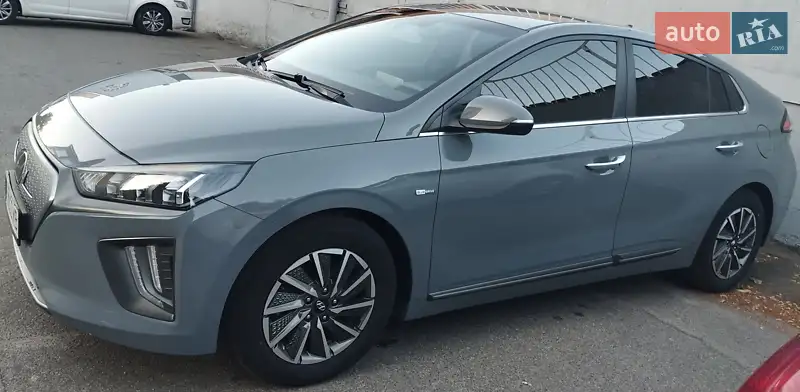 Hyundai Ioniq