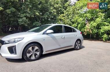 Ліфтбек Hyundai Ioniq 2019 в 