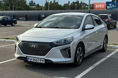 Хэтчбек Hyundai Ioniq 2017 в Киеве