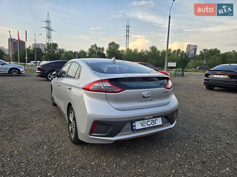 Ліфтбек Hyundai Ioniq 2019 в Києві