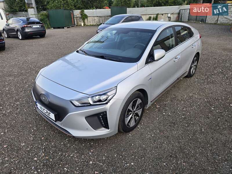 Ліфтбек Hyundai Ioniq 2019 в Києві