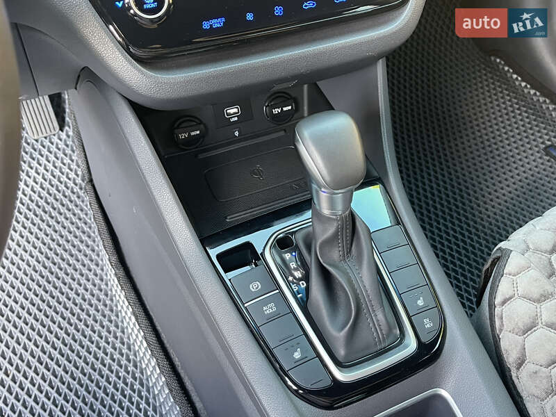 Ліфтбек Hyundai Ioniq 2021 в Києві