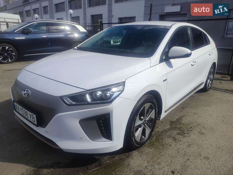Ліфтбек Hyundai Ioniq 2019 в Києві