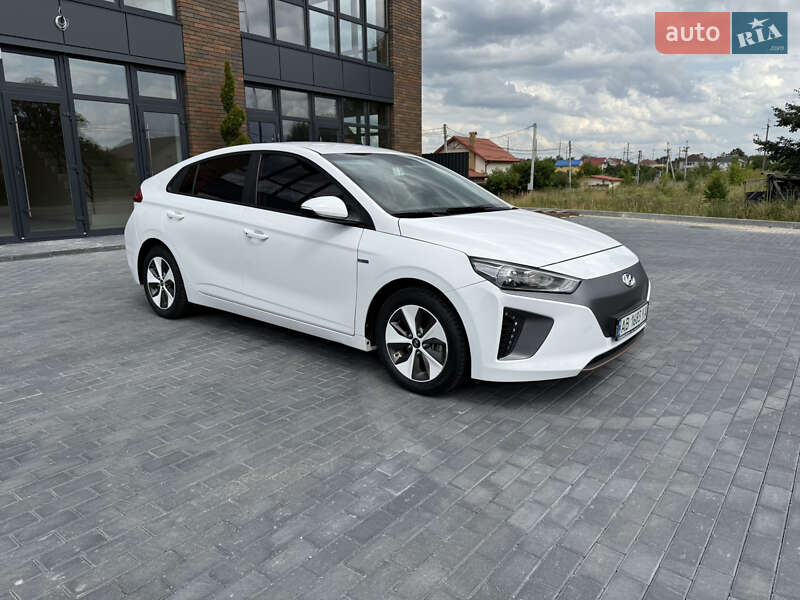 Хетчбек Hyundai Ioniq 2017 в Вінниці