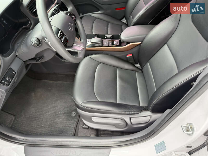 Хетчбек Hyundai Ioniq 2017 в Вінниці