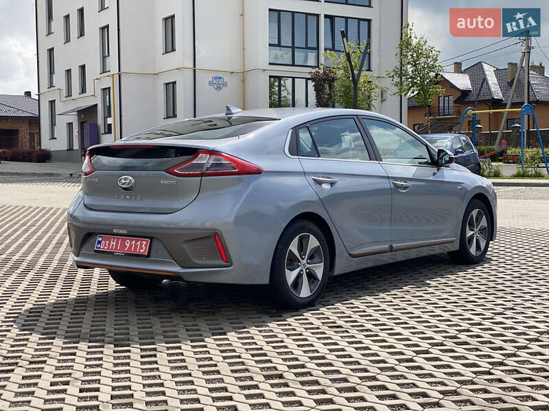 Хетчбек Hyundai Ioniq 2017 в Луцьку
