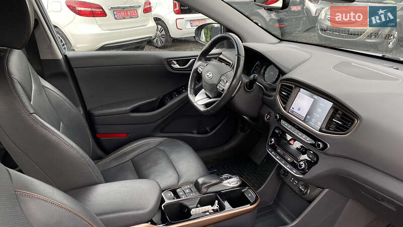 Хетчбек Hyundai Ioniq 2017 в Луцьку