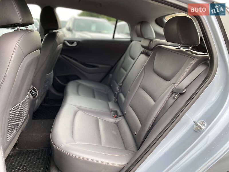 Хетчбек Hyundai Ioniq 2017 в Луцьку