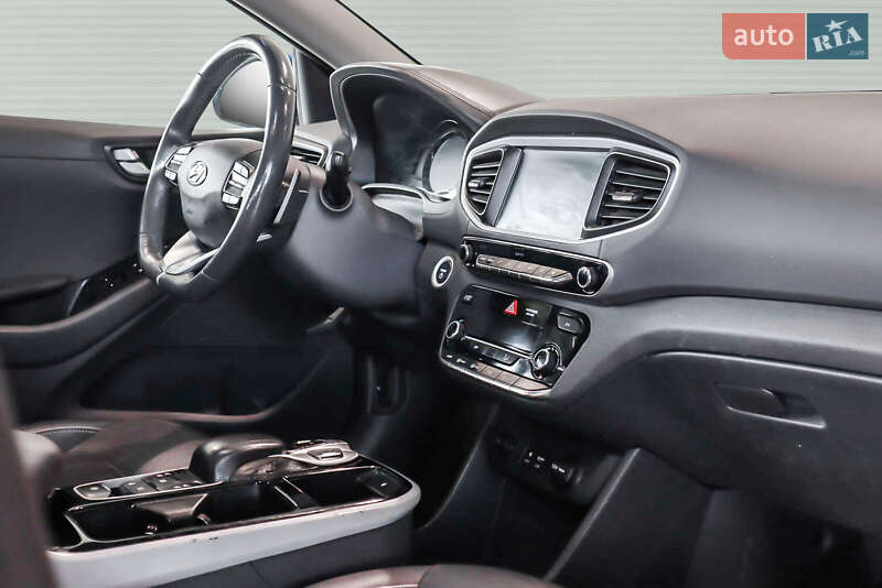 Хетчбек Hyundai Ioniq 2017 в Вінниці