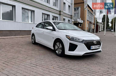 Хэтчбек Hyundai Ioniq 2018 в Киеве