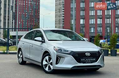 Лифтбек Hyundai Ioniq 2019 в Киеве