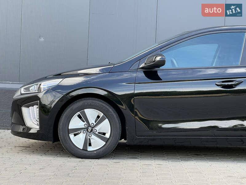 Ліфтбек Hyundai Ioniq 2021 в Києві