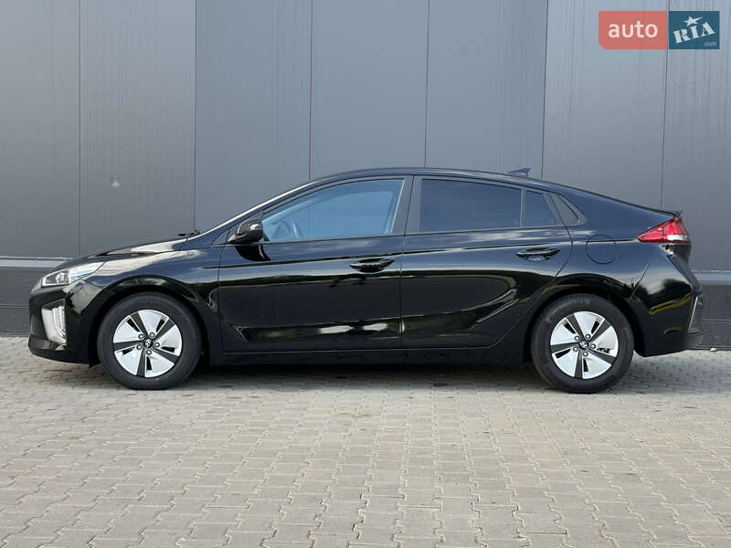 Ліфтбек Hyundai Ioniq 2021 в Києві