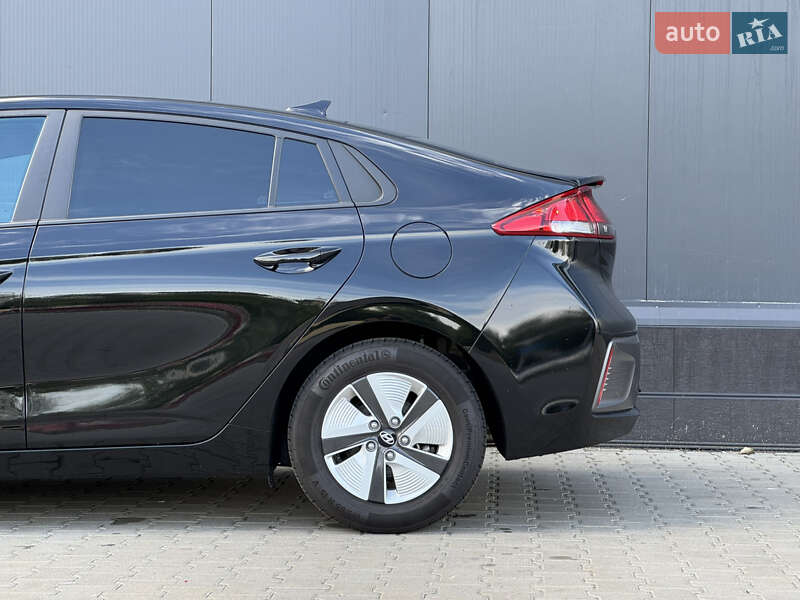 Ліфтбек Hyundai Ioniq 2021 в Києві