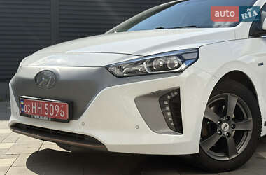 Хетчбек Hyundai Ioniq 2016 в Луцьку