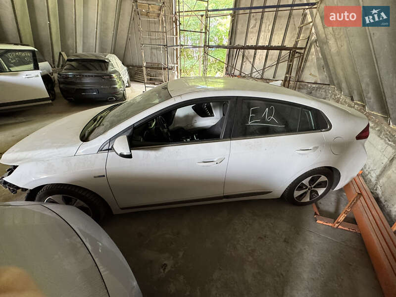 Ліфтбек Hyundai Ioniq 2019 в Києві