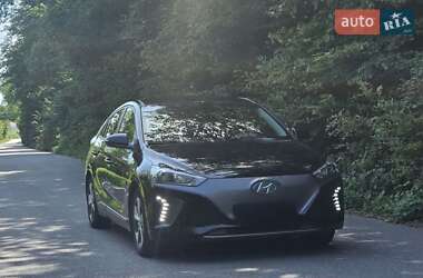 Хетчбек Hyundai Ioniq 2018 в Ужгороді