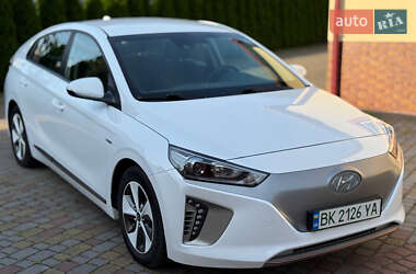 Хэтчбек Hyundai Ioniq 2017 в Львове