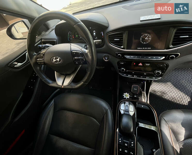 Хэтчбек Hyundai Ioniq 2018 в Киеве