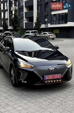 Хэтчбек Hyundai Ioniq 2018 в Ивано-Франковске