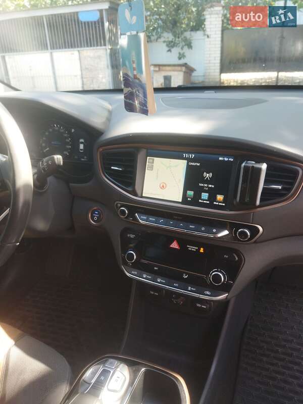 Хэтчбек Hyundai Ioniq 2018 в Первомайске фото 16 Хэтчбек Hyundai Ioniq 2018 в Первомайске