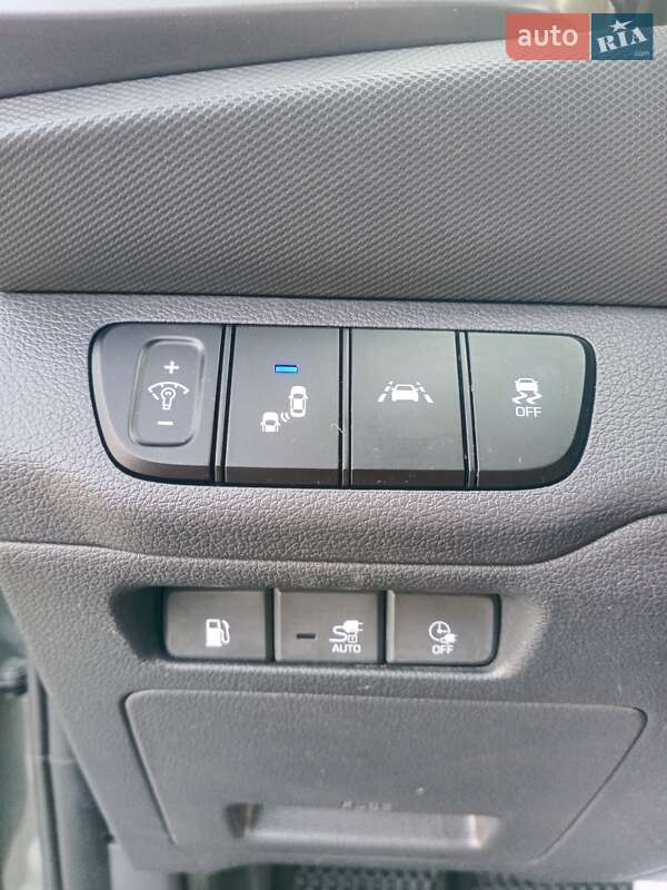 Ліфтбек Hyundai Ioniq 2021 в Києві