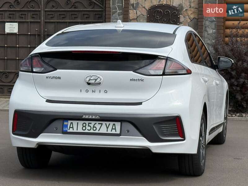 Ліфтбек Hyundai Ioniq 2021 в Києві