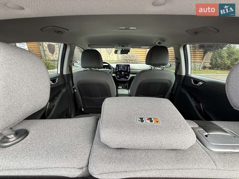 Ліфтбек Hyundai Ioniq 2021 в Києві