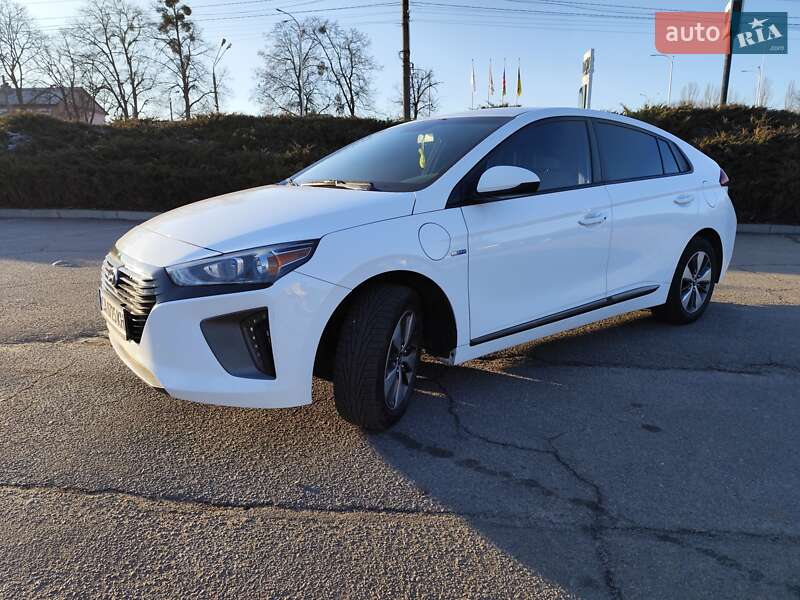 Хэтчбек Hyundai Ioniq 2018 в Умани фото 2 Хэтчбек Hyundai Ioniq 2018 в Умани