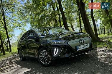 Лифтбек Hyundai Ioniq 2020 в Калуше