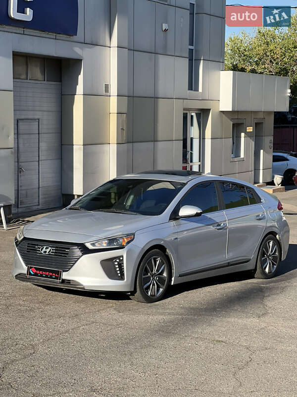 Хэтчбек Hyundai Ioniq 2018 в Одессе