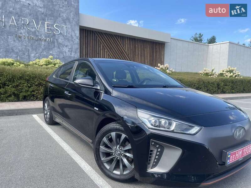 Хэтчбек Hyundai Ioniq 2017 в Киеве