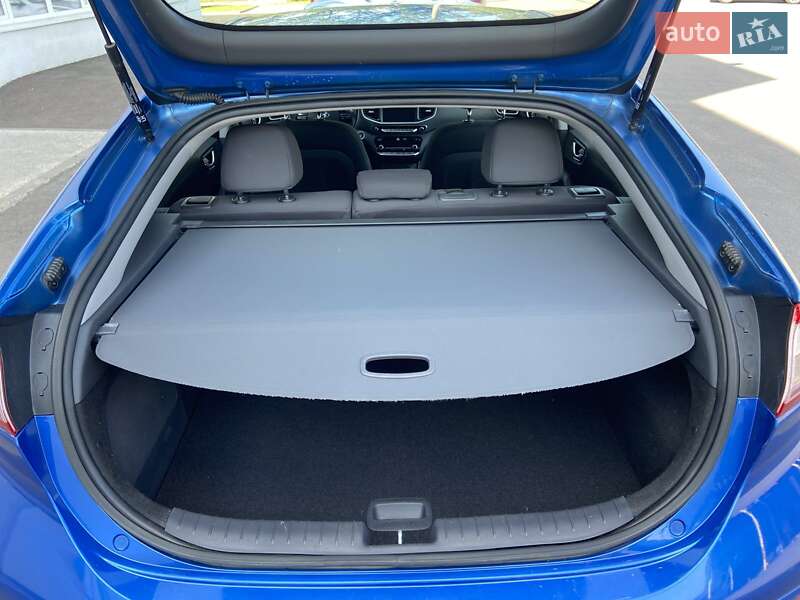 Хетчбек Hyundai Ioniq 2017 в Рівному
